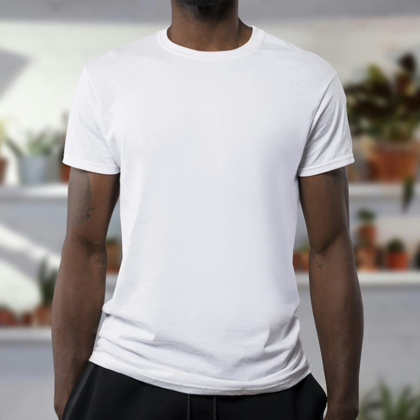 Screen printing on custom T-shirt production in Dongguan China